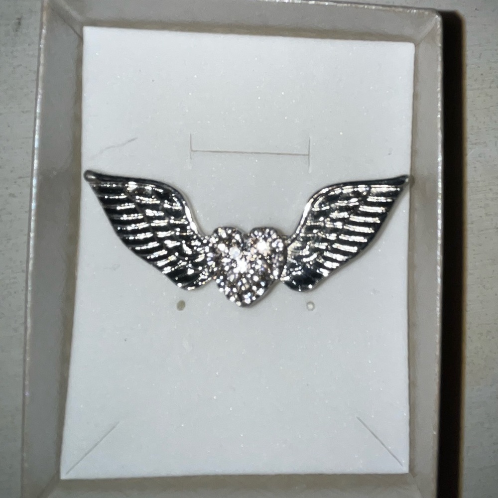 Silver Heart with wings pin